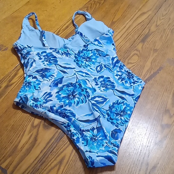 Andie Womens Bathing Suit LARGE Swimwear BAIA  FLORAL NEW Swim One Piece BLUE - Picture 2 of 7